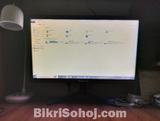 Esonic Monitor 19 Inchi
